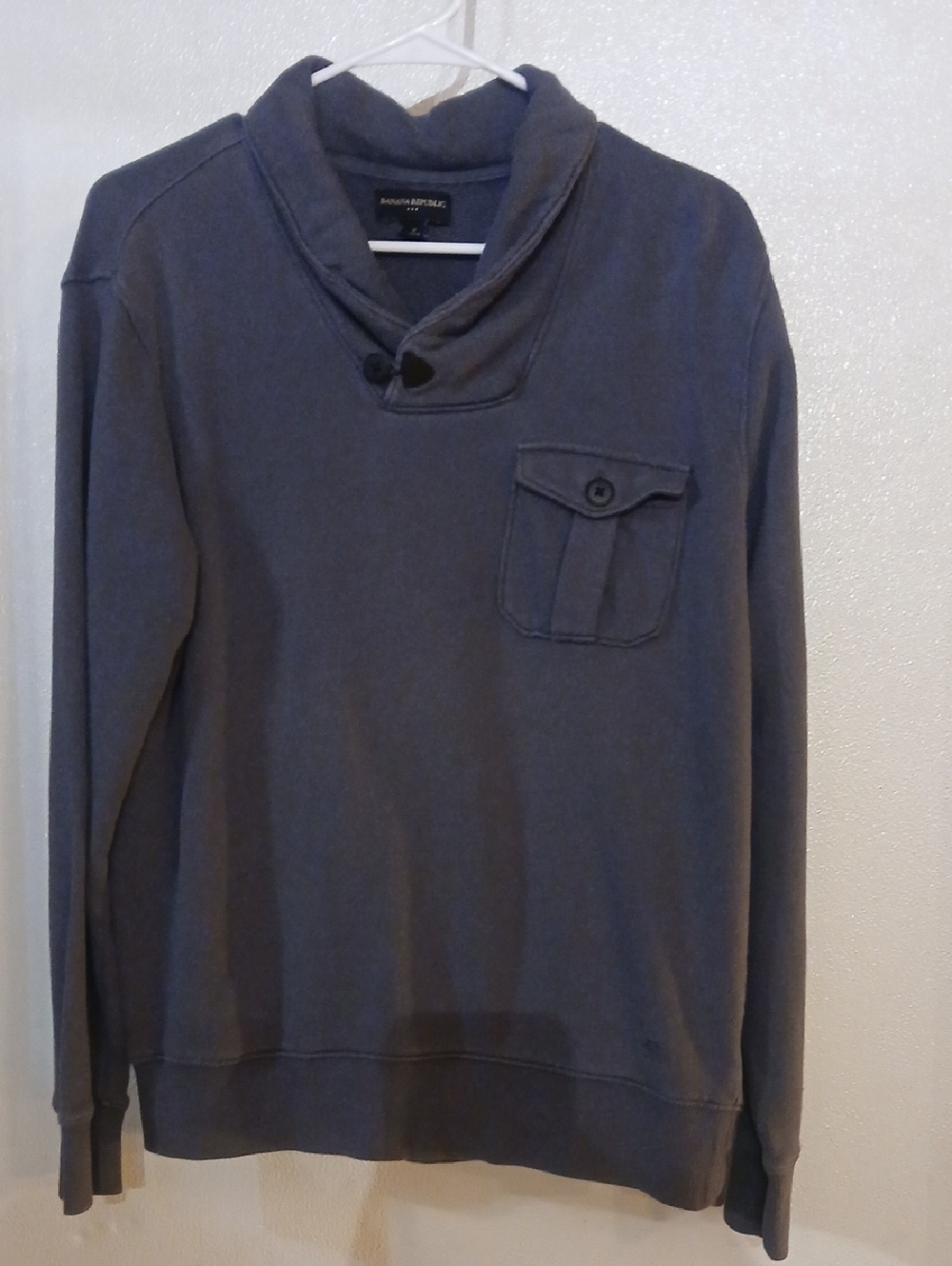 Banana Republic Pullover Sweatshirt Buttoned Shawl Collar Charcoal Gray